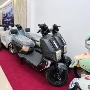 rangdhonu trade SYNTAX AVENTO – Smart, Stylish & Eco-Friendly Electric Scooter